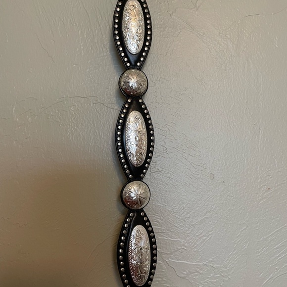 Vintage Tony Lama Black Leather and Silver Concho Women's Western Belt - Picture 2 of 4